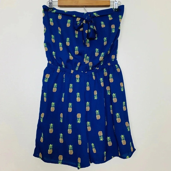 Francesca’s • Strapless Pineapple Romper - Picture 4 of 7